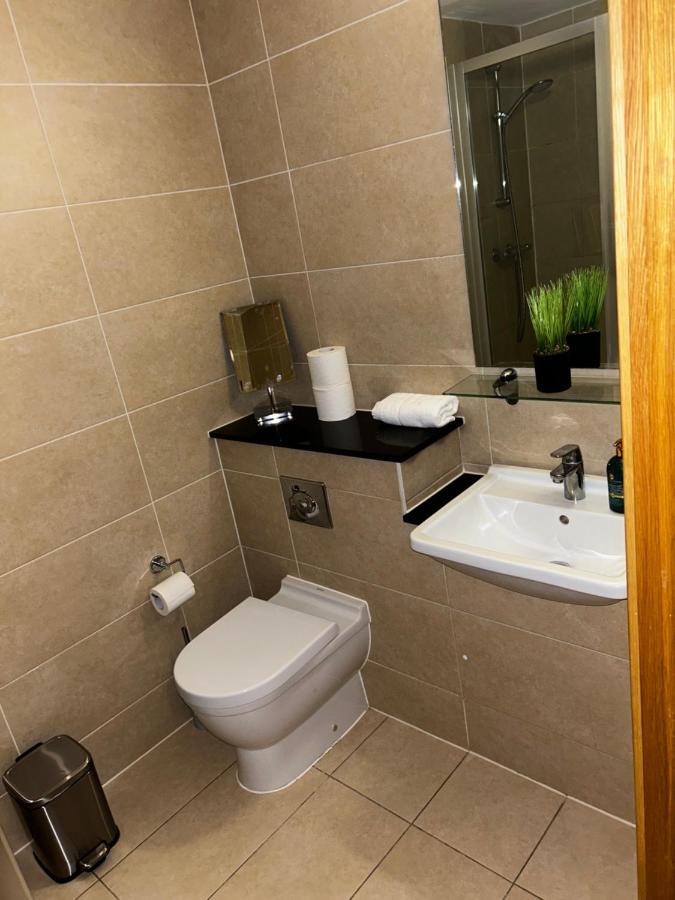 Spacious 3-Bed 3-Bath Luxury Apartment With Balcony Hyde Park London Luaran gambar